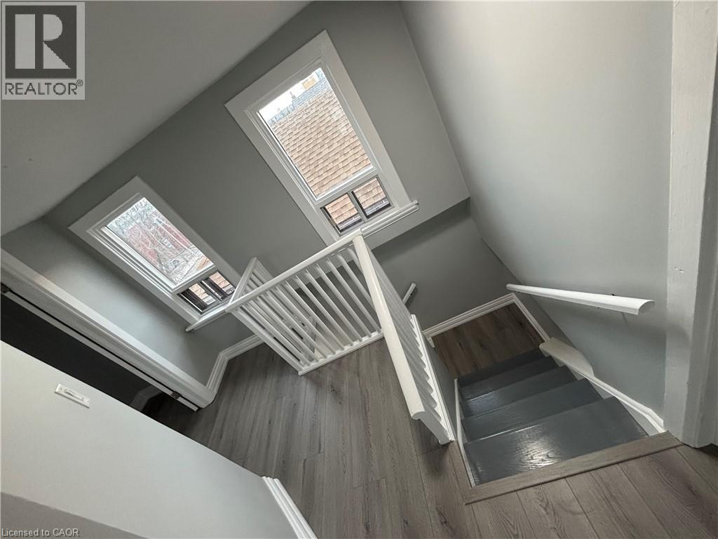 46 Delena Avenue S Unit# 1, Hamilton, Ontario  L8H 1B6 - Photo 7 - 40874485