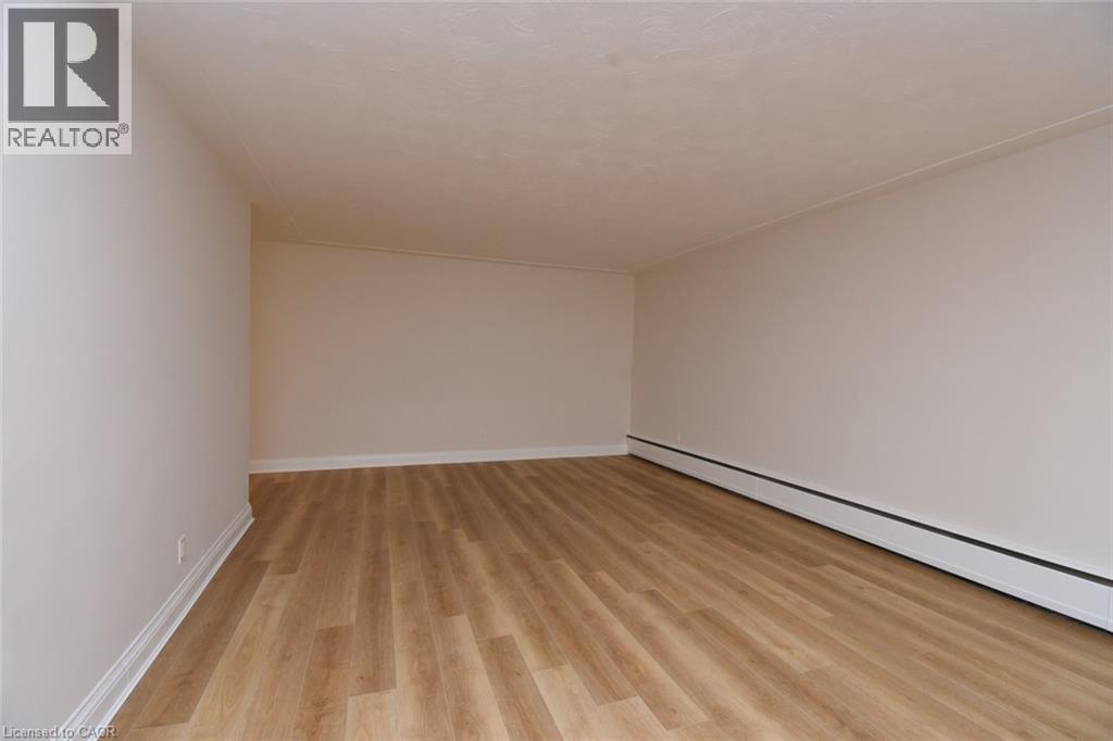 510 Queenston Road Unit# 404, Hamilton, Ontario  L8K 1J3 - Photo 6 - 40874446