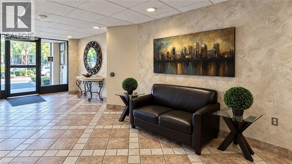 55 Green Valley Drive Unit# 302, Kitchener, Ontario  N2P 1Z6 - Photo 2 - 40862535