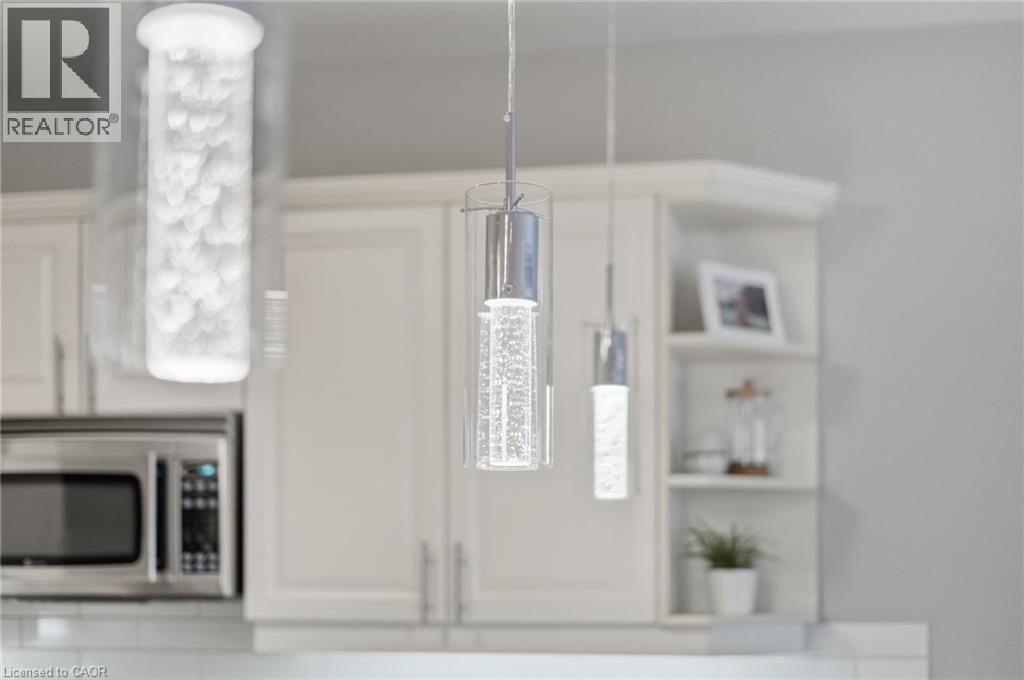 8 Goldenview Court, Waterdown, Ontario  L8B 0L2 - Photo 12 - 40874329