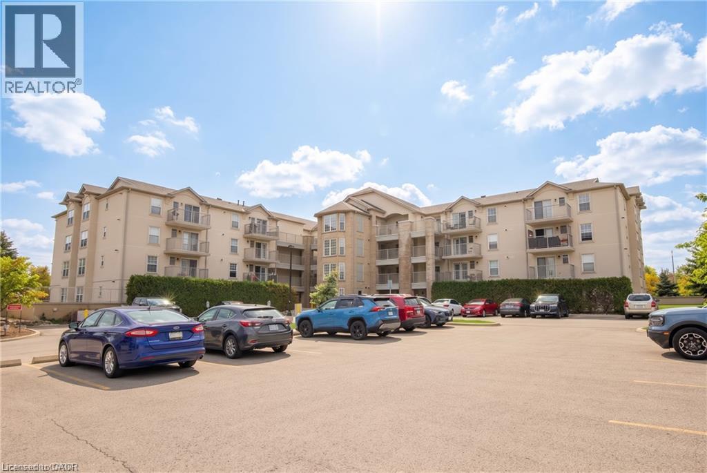 1480 BISHOPS GATE Unit# 207, Oakville, Ontario