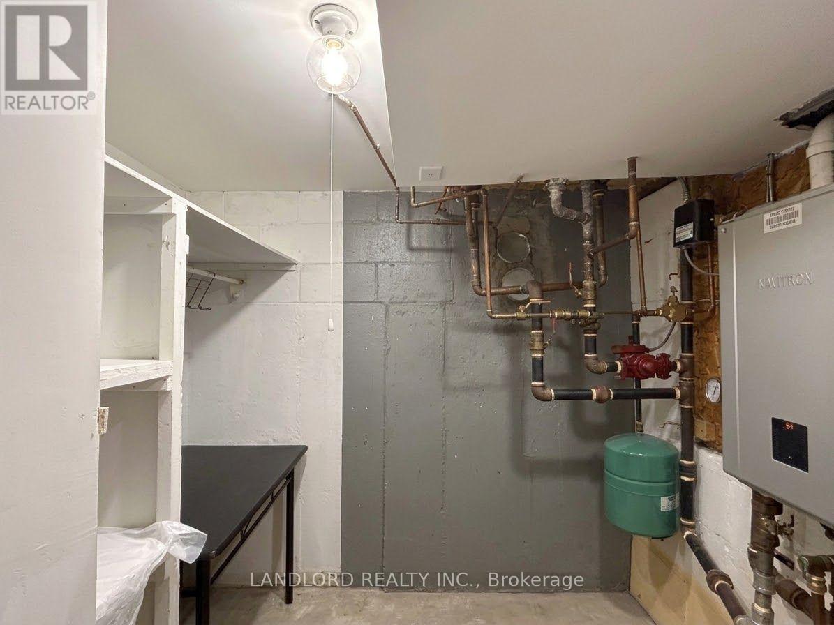 Bsmt - 114 Bellefair Avenue, Toronto, Ontario  M4L 3T8 - Photo 14 - E13869192