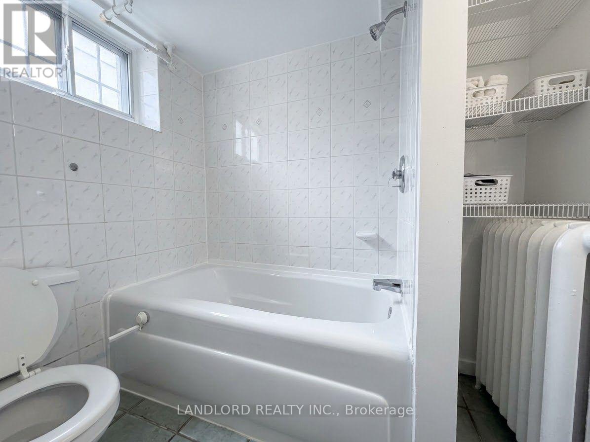 Bsmt - 114 Bellefair Avenue, Toronto, Ontario  M4L 3T8 - Photo 7 - E13869192
