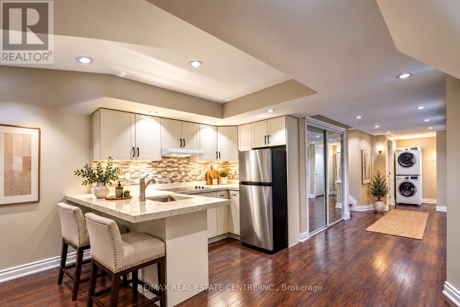 (LOWER) - 6393 SEAVER ROAD, Mississauga, Ontario