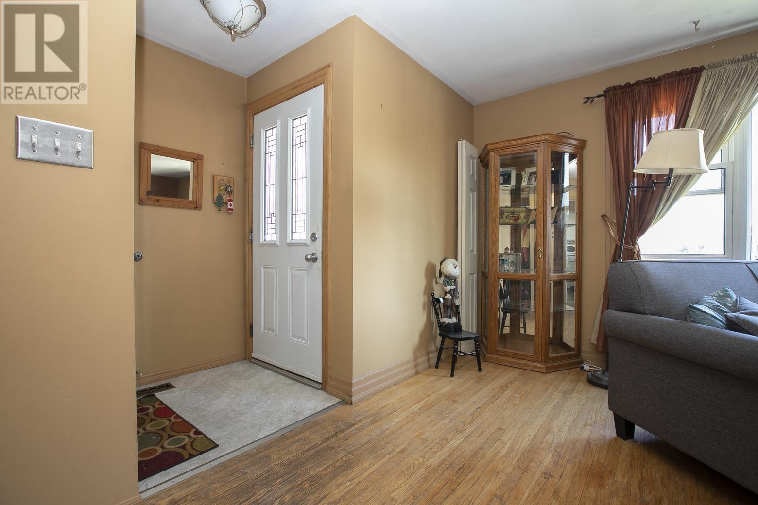 109 Princess Cres, Sault Ste. Marie, Ontario  P6B 3P4 - Photo 10 - SM263000