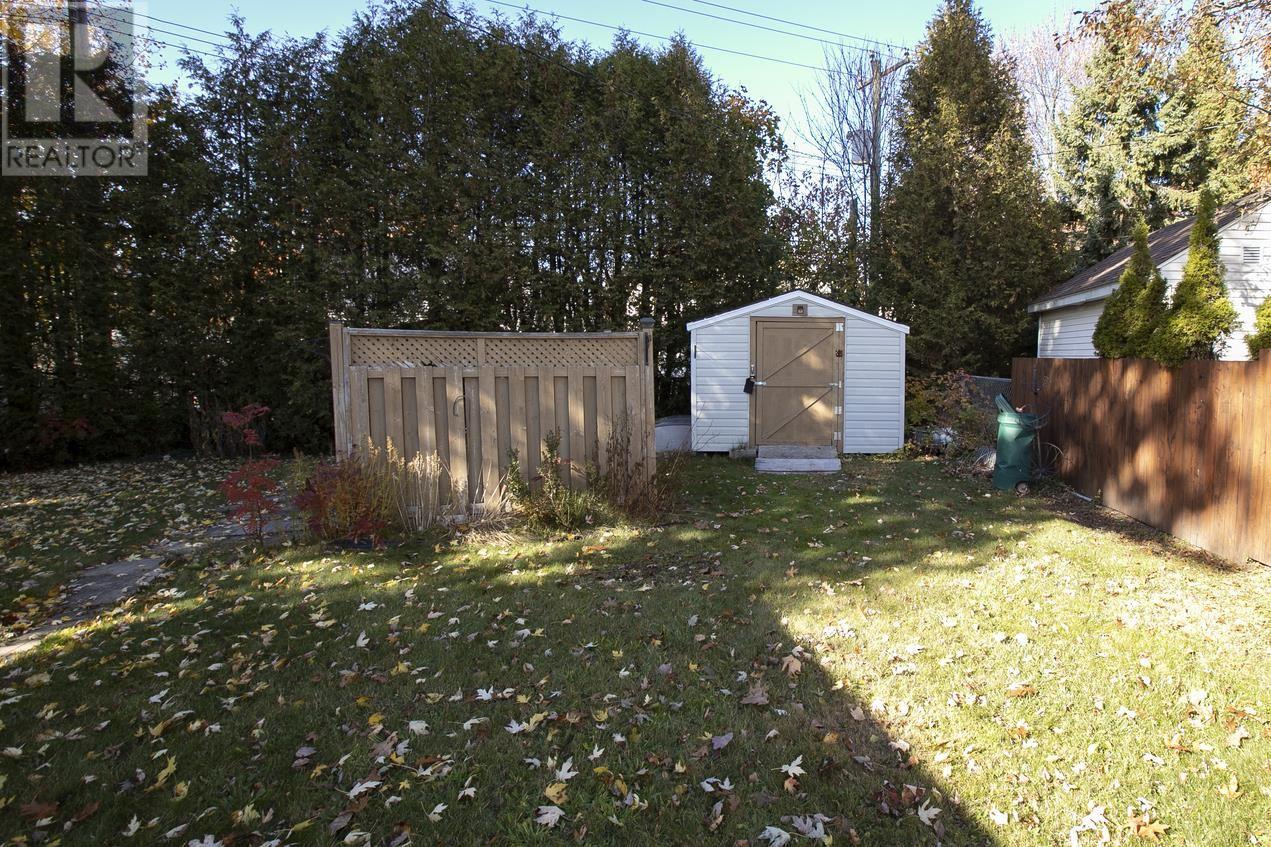 109 Princess Cres, Sault Ste. Marie, Ontario  P6B 3P4 - Photo 7 - SM263000