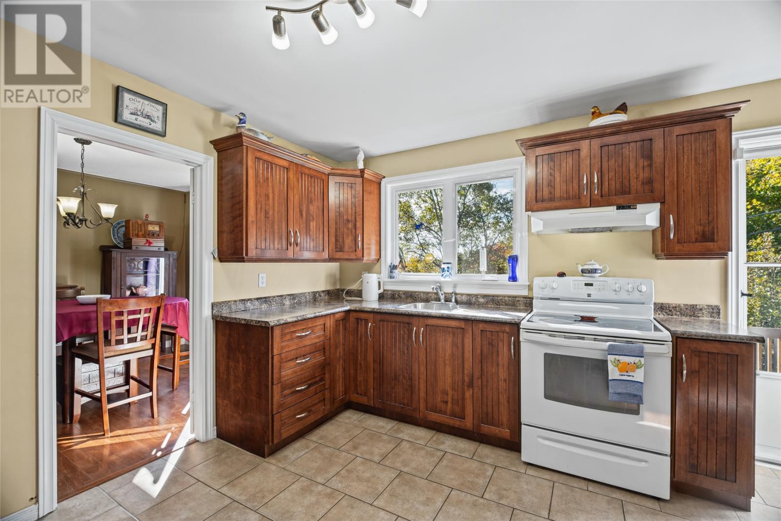 84 Cowan Avenue, St. John's — photo 4