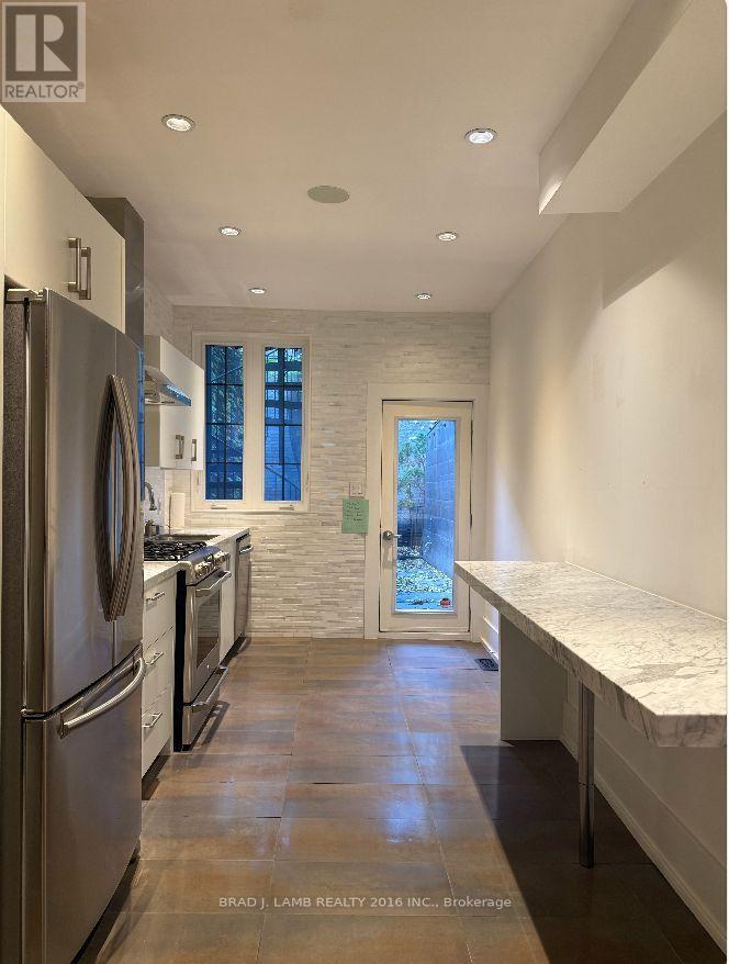 71 Ontario Street, Toronto, Ontario  M5A 2V1 - Photo 3 - C14120598