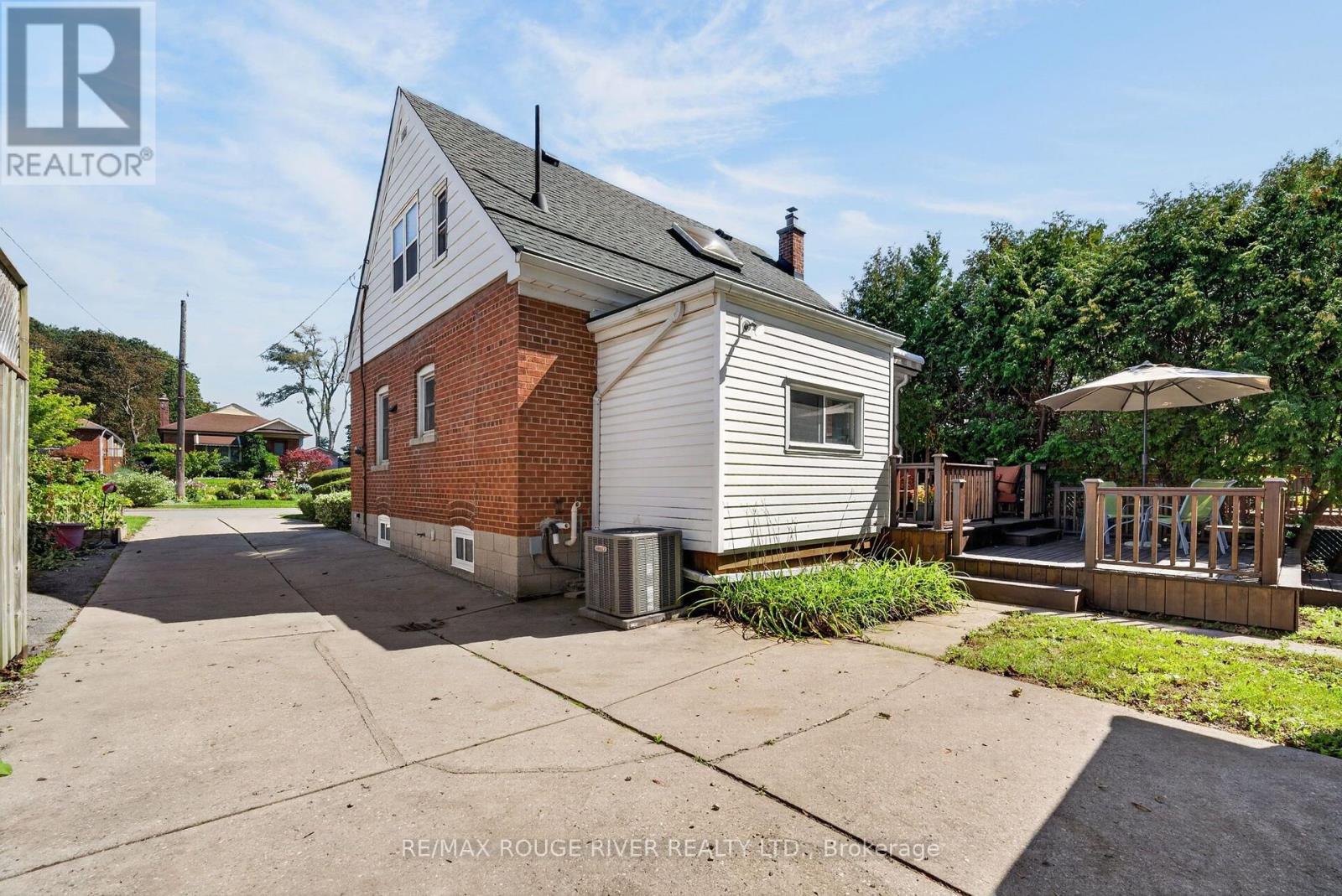 38 Singleton Rd Road, Toronto, Ontario  M1R 1H9 - Photo 30 - E14093164