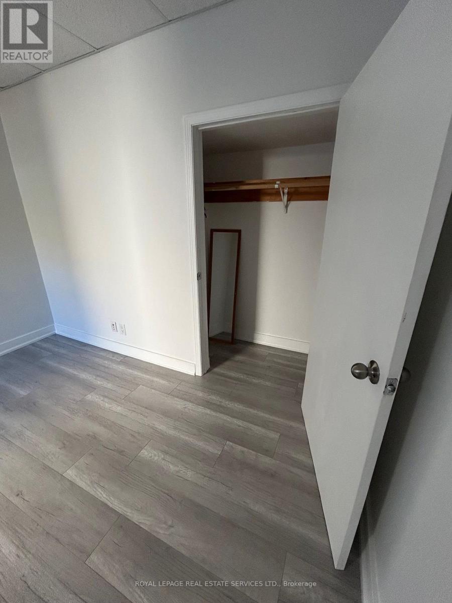 Upper - 1226 King Street W, Toronto, Ontario  M6K 1G4 - Photo 11 - W13806320