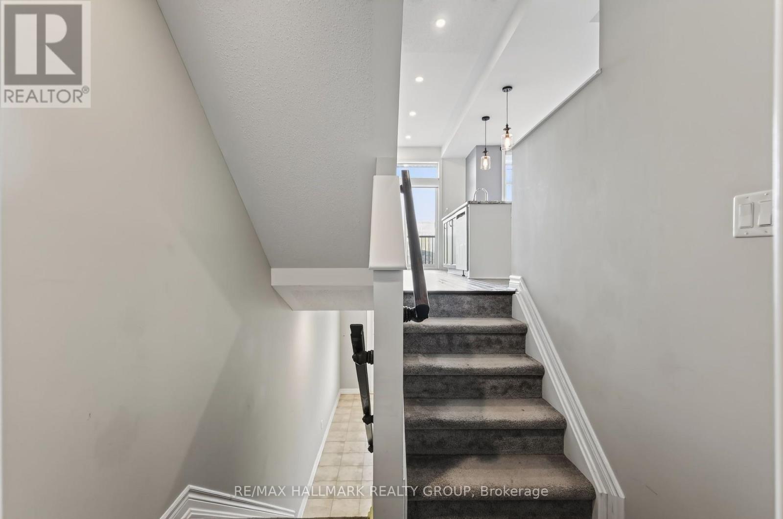 238 Halyard Way, Ottawa, Ontario  K2T 0L3 - Photo 8 - X14123418