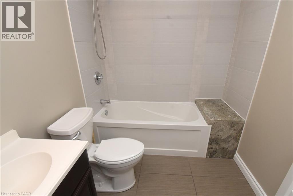 415 East 15th Street, Hamilton, Ontario L9A 4G9 - Photo 18 - 40870100
