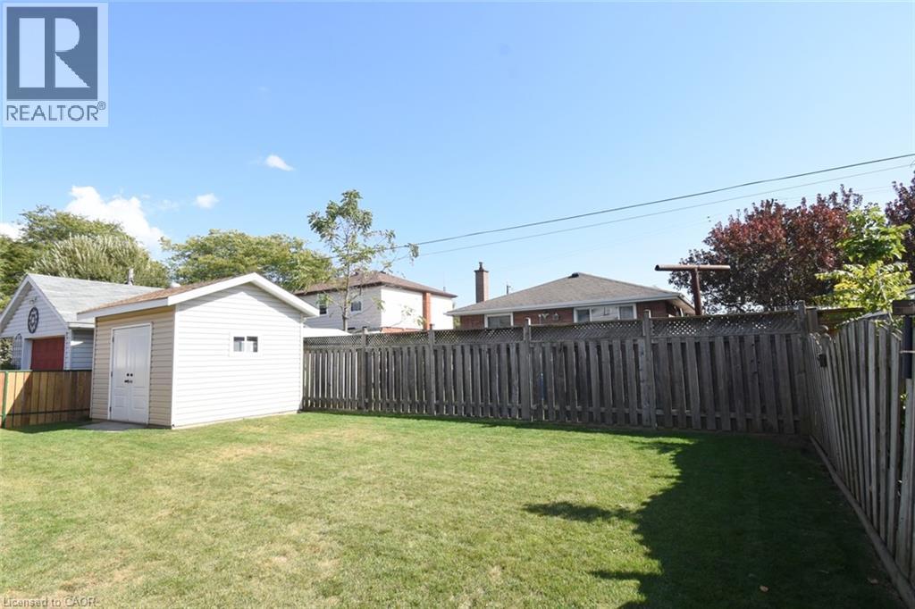 415 East 15th Street, Hamilton, Ontario L9A 4G9 - Photo 29 - 40870100