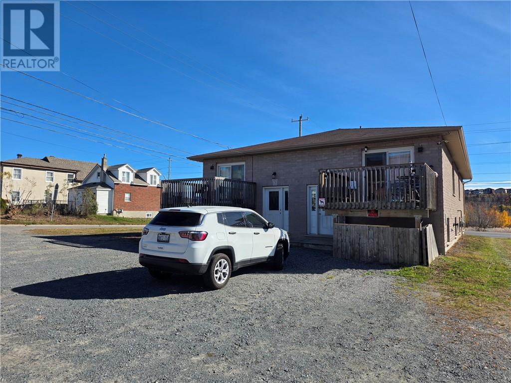 1023 Lorne Street, Greater Sudbury, Ontario  P3C 4S4 - Photo 2 - 2131098