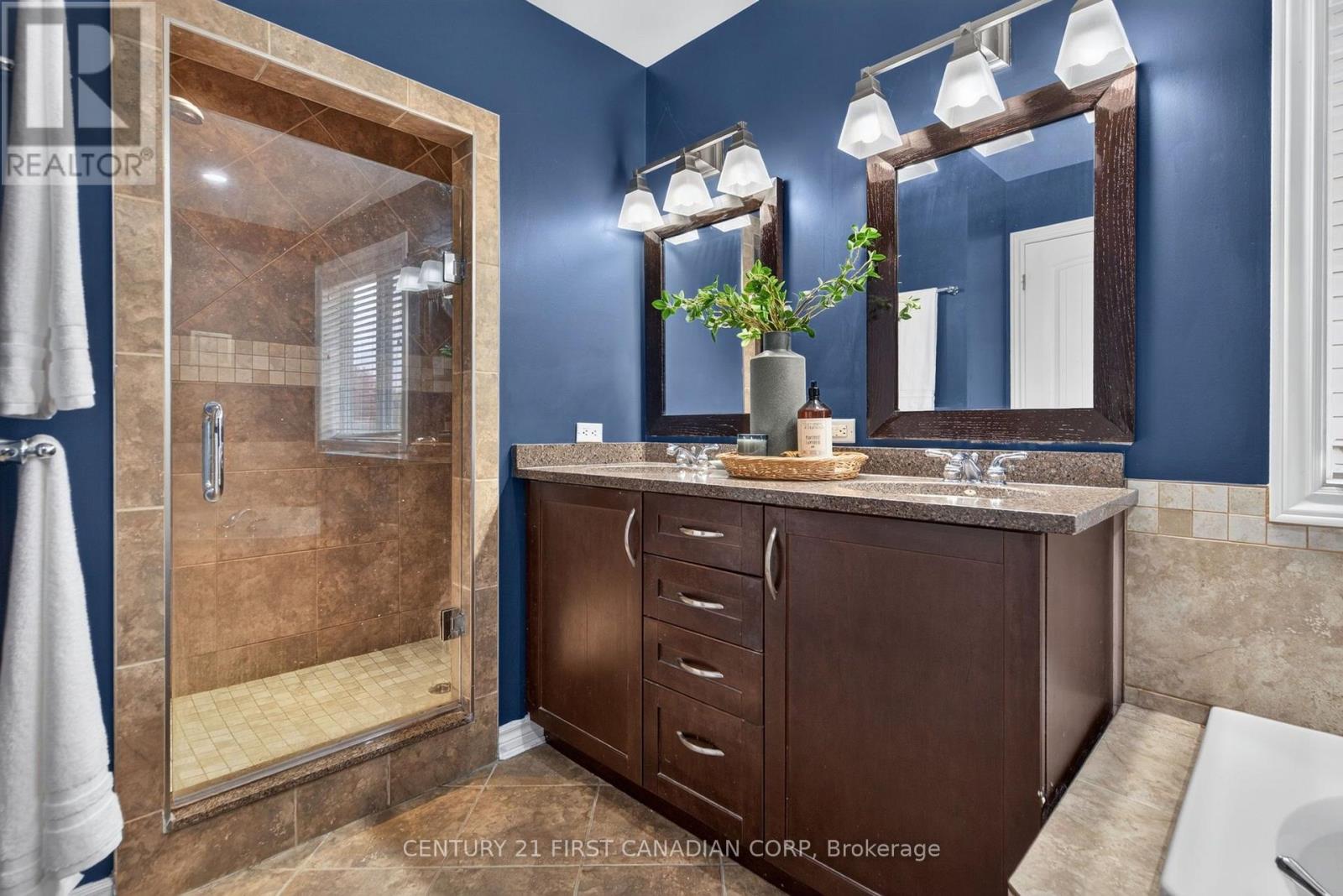 116 Radcliffe Crescent, Lucan Biddulph, Ontario  N0M 2J0 - Photo 24 - X14122416
