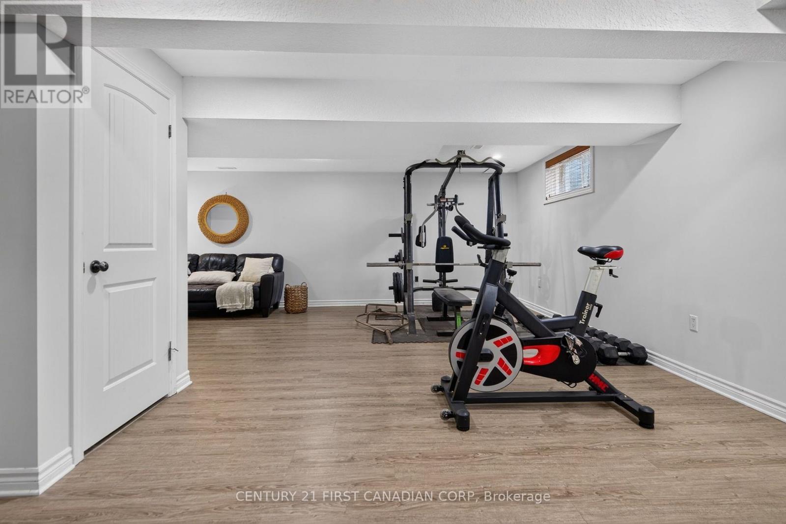 116 Radcliffe Crescent, Lucan Biddulph, Ontario  N0M 2J0 - Photo 28 - X14122416