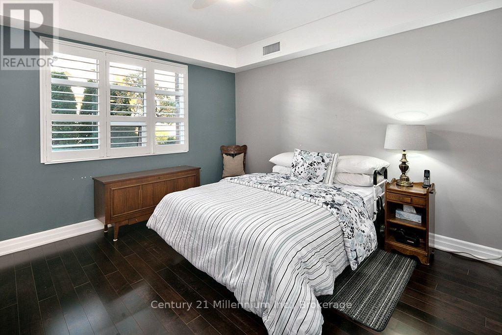 101 - 1 Shipyard Lane, Collingwood, Ontario L9Y 0W2 - Photo 32 - S14123640