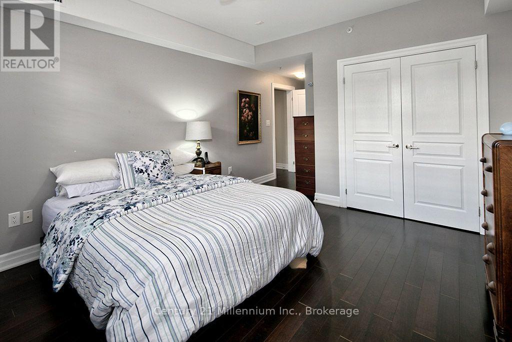 101 - 1 Shipyard Lane, Collingwood, Ontario L9Y 0W2 - Photo 33 - S14123640