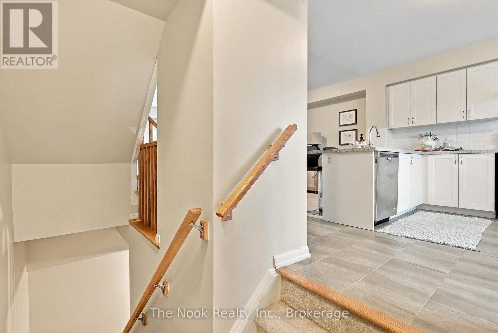11 - 250 Sunny Meadow Boulevard, Brampton, Ontario  L6R 3Y6 - Photo 5 - W14123714