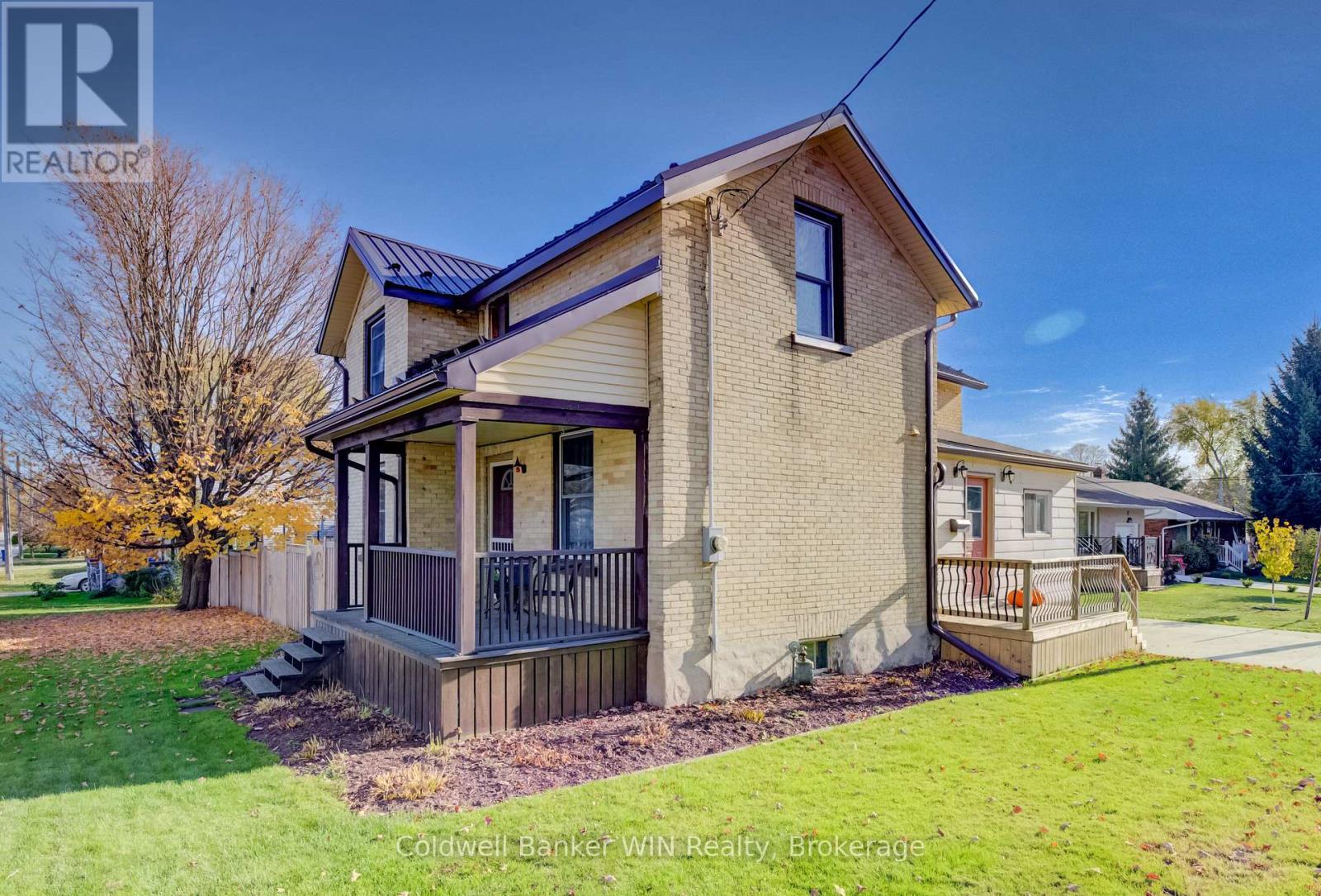 37 Queen Street N, Minto, Ontario N0G 1Z0 - Photo 3 - X14123854