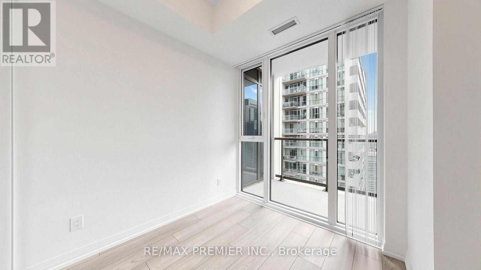 3017 - 400 King Street W, Toronto, Ontario  M5V 0X8 - Photo 24 - C14123608