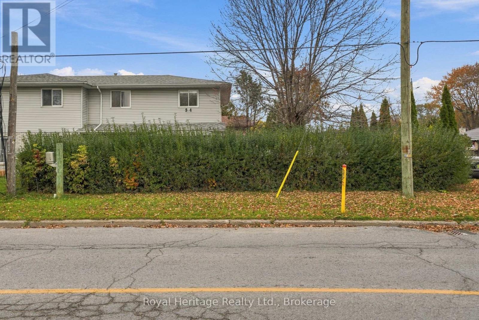54 North Murray Street, Quinte West, Ontario  K8V 2E6 - Photo 4 - X14123750