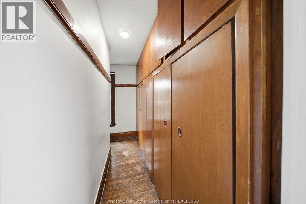 1046 Lincoln, Windsor, Ontario  N8Y 2H4 - Photo 29 - 26026432