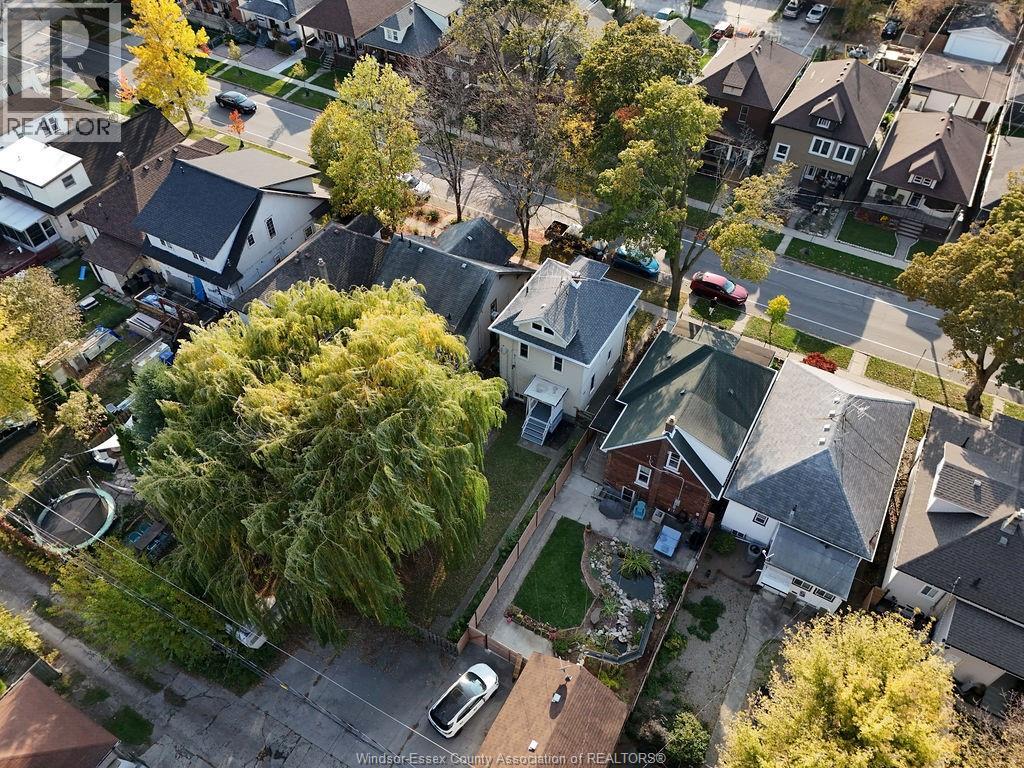 1046 Lincoln, Windsor, Ontario  N8Y 2H4 - Photo 41 - 26026432