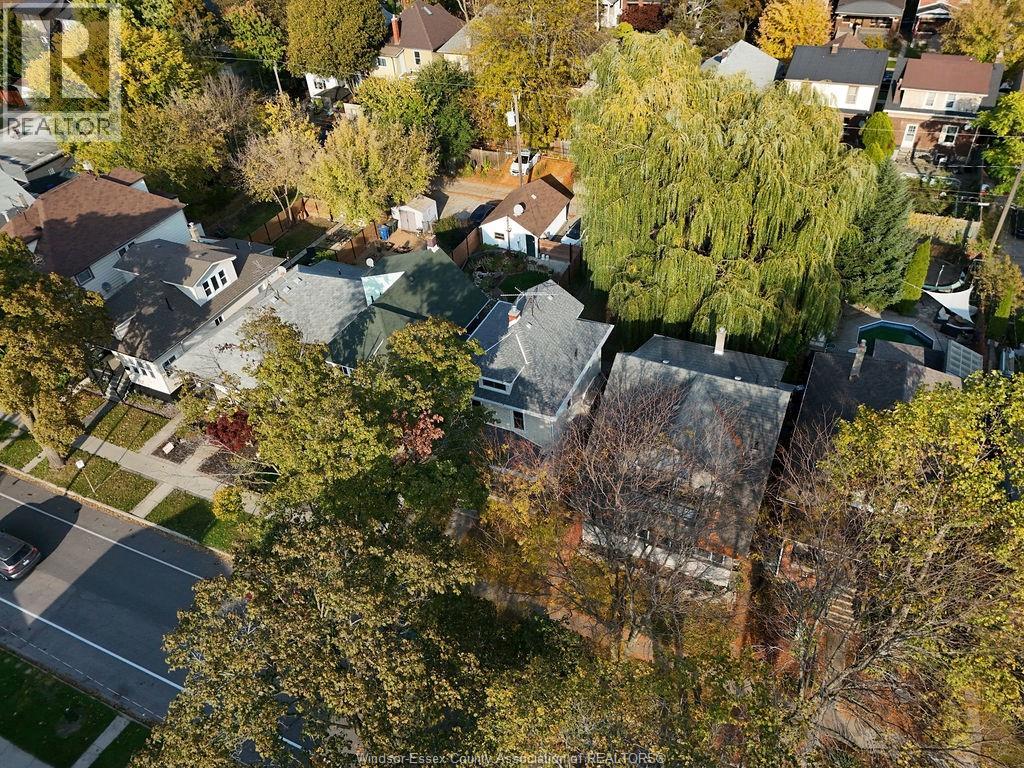 1046 Lincoln, Windsor, Ontario  N8Y 2H4 - Photo 39 - 26026432