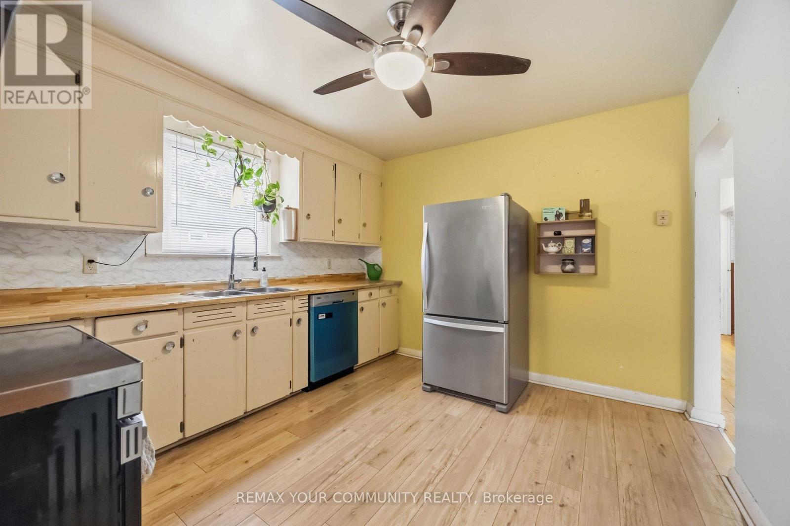 4 Waltonice Road, Toronto, Ontario  M1M 3G5 - Photo 12 - E14123580