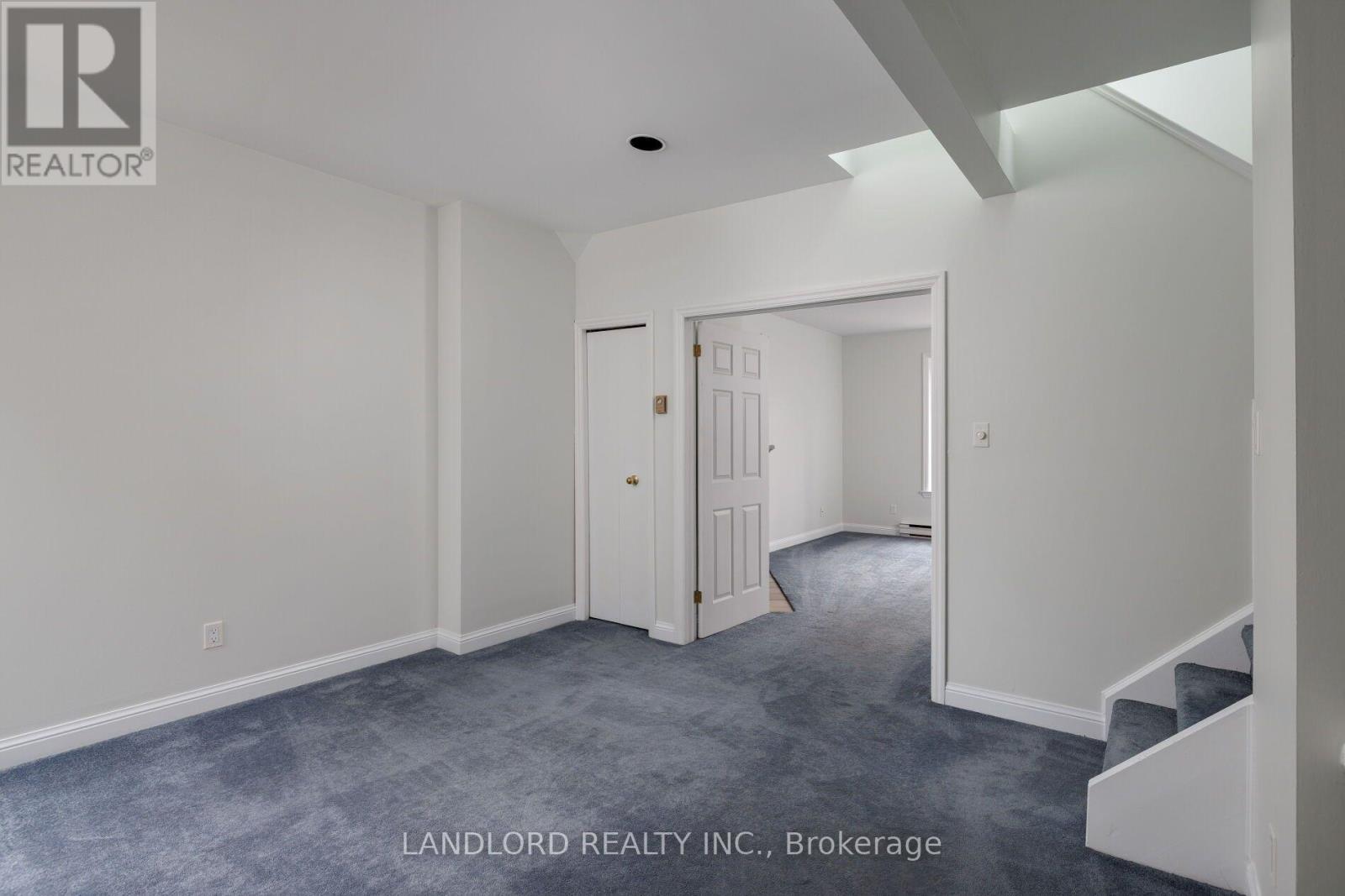 39 Riverdale Avenue, Toronto, Ontario  M4K 1C2 - Photo 17 - E14123662