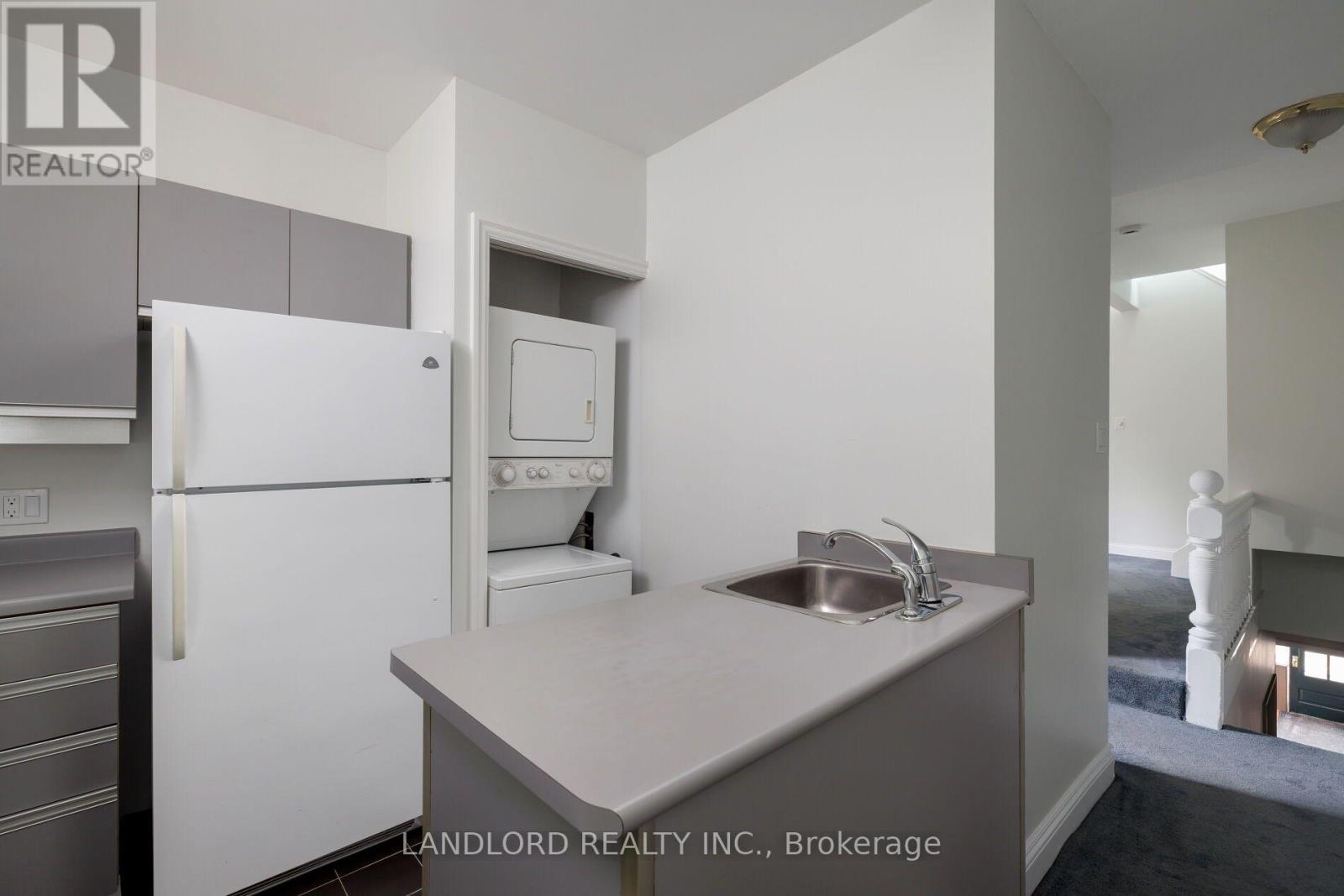 39 Riverdale Avenue, Toronto, Ontario  M4K 1C2 - Photo 26 - E14123662