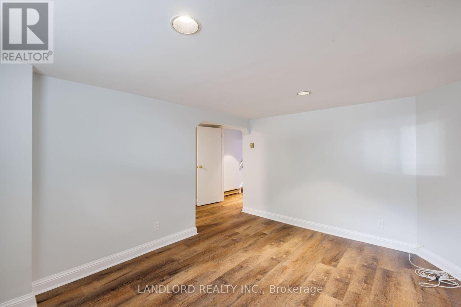 39 Riverdale Avenue, Toronto, Ontario  M4K 1C2 - Photo 38 - E14123662