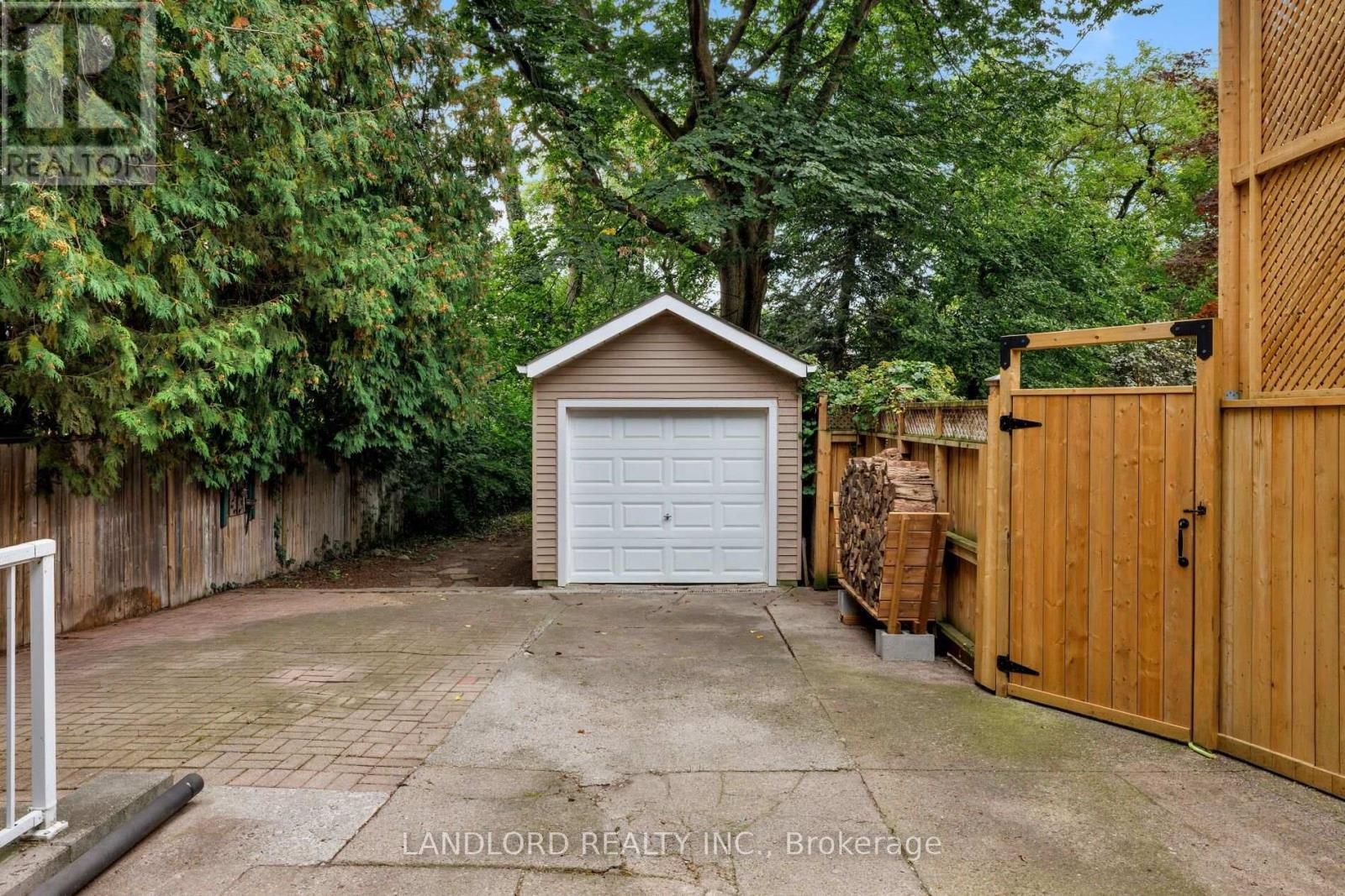 39 Riverdale Avenue, Toronto, Ontario  M4K 1C2 - Photo 45 - E14123662