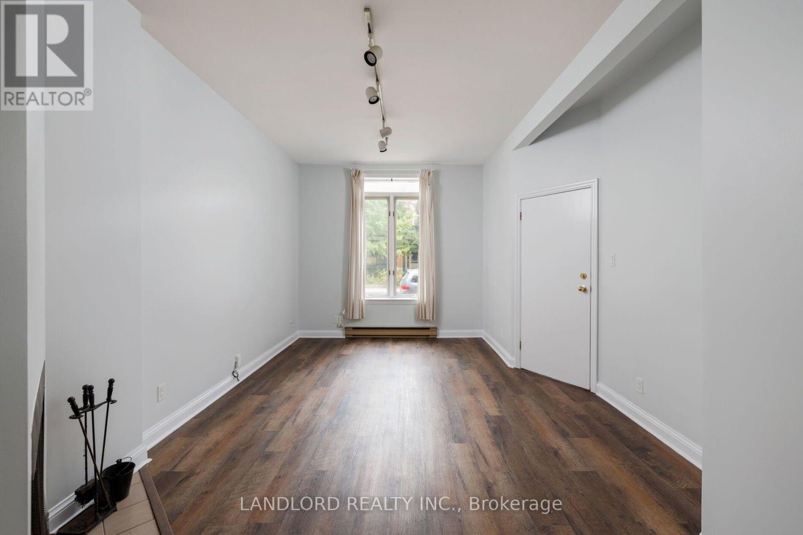 39 Riverdale Avenue, Toronto, Ontario  M4K 1C2 - Photo 6 - E14123662
