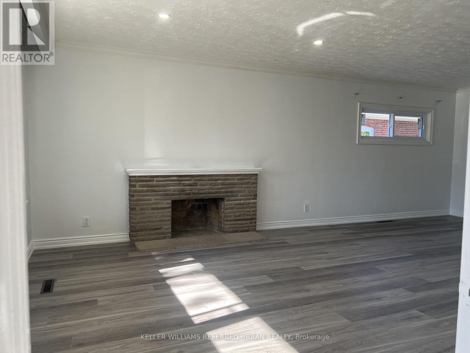 Main Floor - 32 Janet Boulevard, Toronto, Ontario  M1R 1H6 - Photo 2 - E14123860