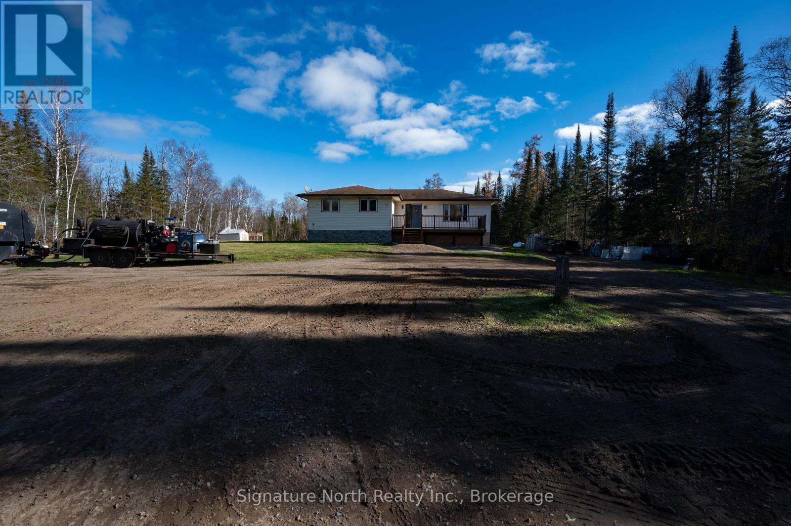 5924 Townline Road, Thunder Bay (Mcintyre South), Ontario  P7G 1M1 - Photo 3 - X14123610