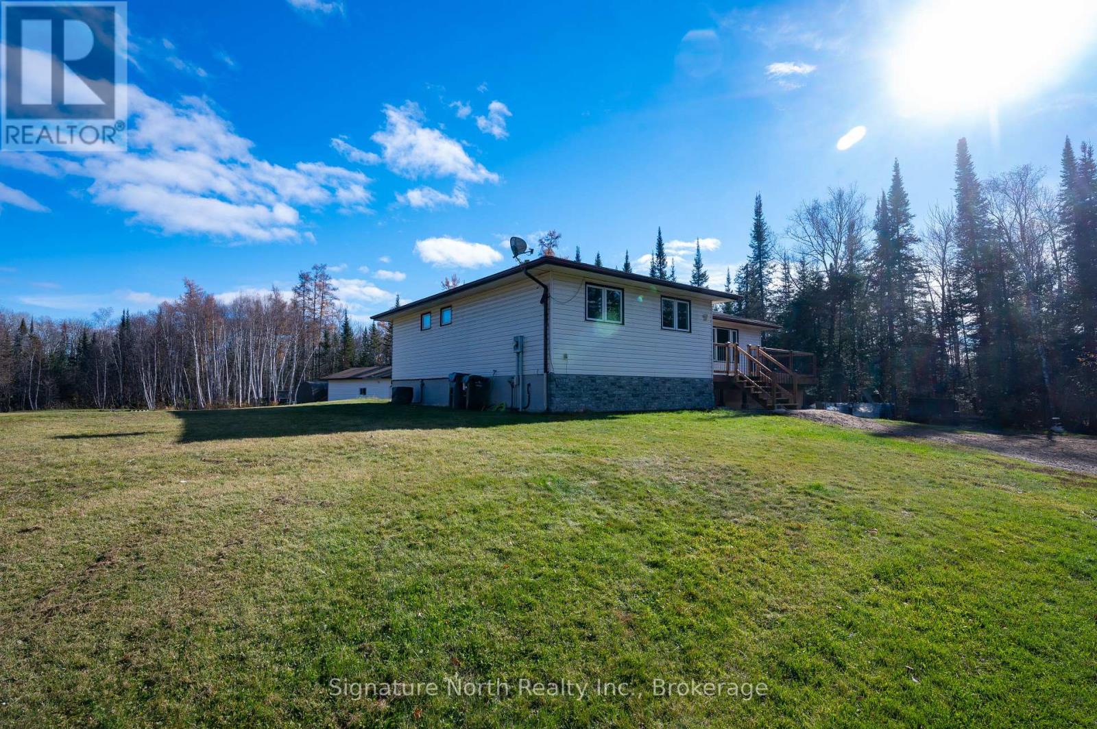 5924 Townline Road, Thunder Bay (Mcintyre South), Ontario  P7G 1M1 - Photo 4 - X14123610