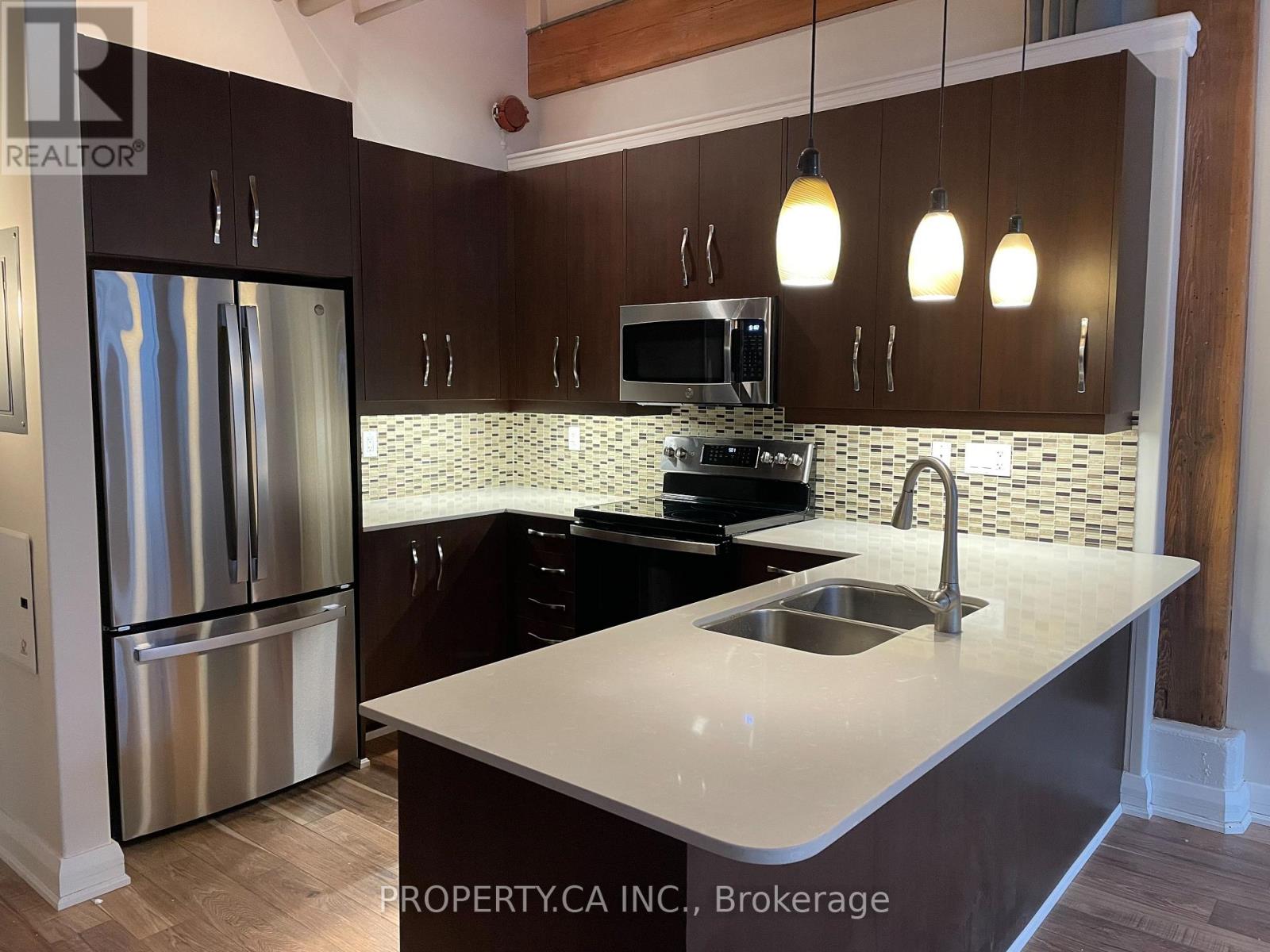 103 - 543 Timothy Street, Newmarket (Central Newmarket), Ontario  L3Y 1R1 - Photo 4 - N14123692