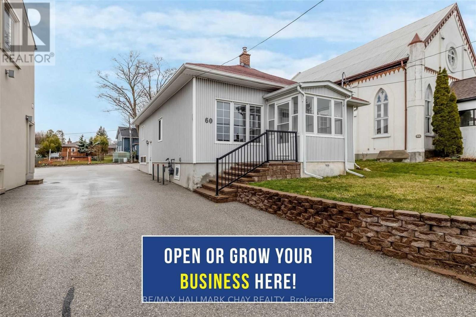 60 BARRIE STREET, bradford west gwillimbury (bradford), Ontario