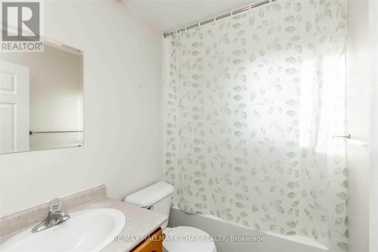60 Barrie Street, Bradford West Gwillimbury (Bradford), Ontario  L3Z 2B3 - Photo 11 - N14123724
