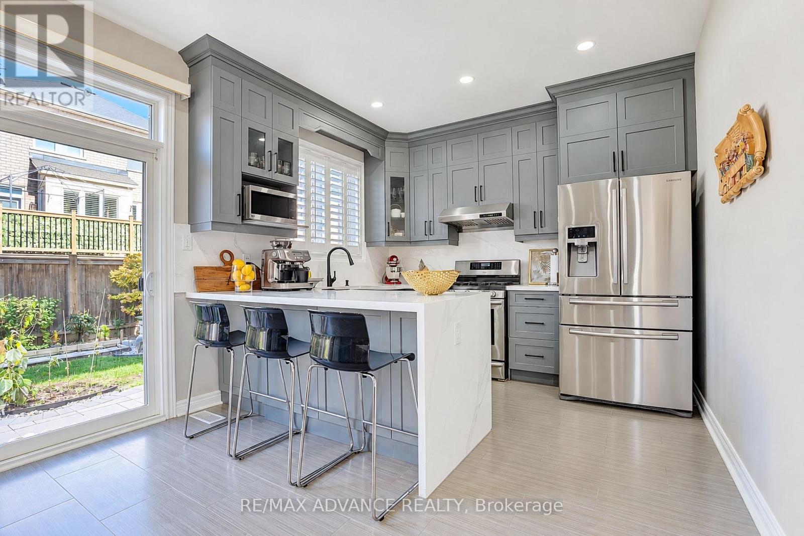 43 Hoover Park Drive, Whitchurch-Stouffville (Stouffville), Ontario  L4A 1S1 - Photo 22 - N14123782