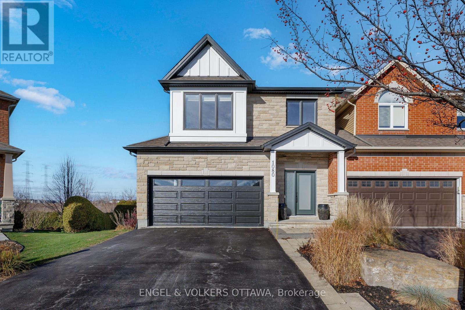 1080 NORTHGRAVES CRESCENT, Ottawa, Ontario