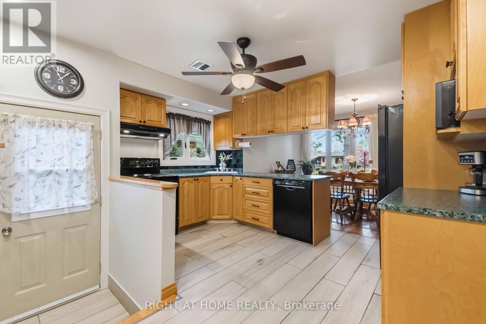 9 Laurentide Road, Ottawa, Ontario  K2H 6T6 - Photo 8 - X14123814