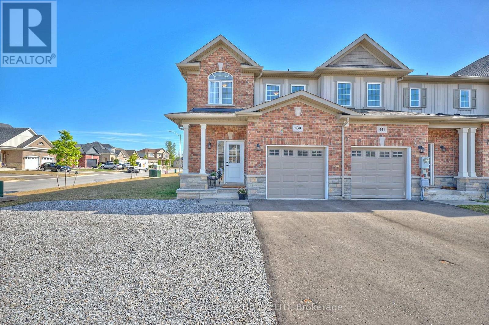 UPPER - 439 VIKING STREET, Fort Erie, Ontario