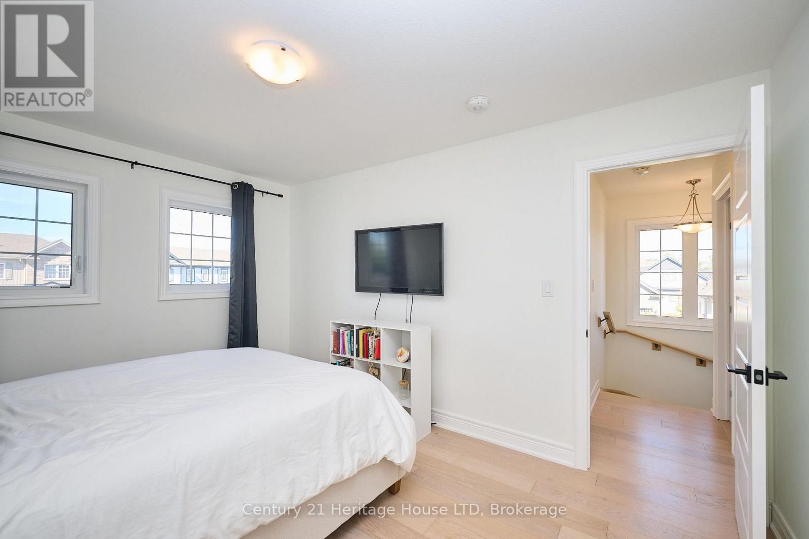 Upper - 439 Viking Street, Fort Erie, Ontario  L2A 4J2 - Photo 20 - X14123696