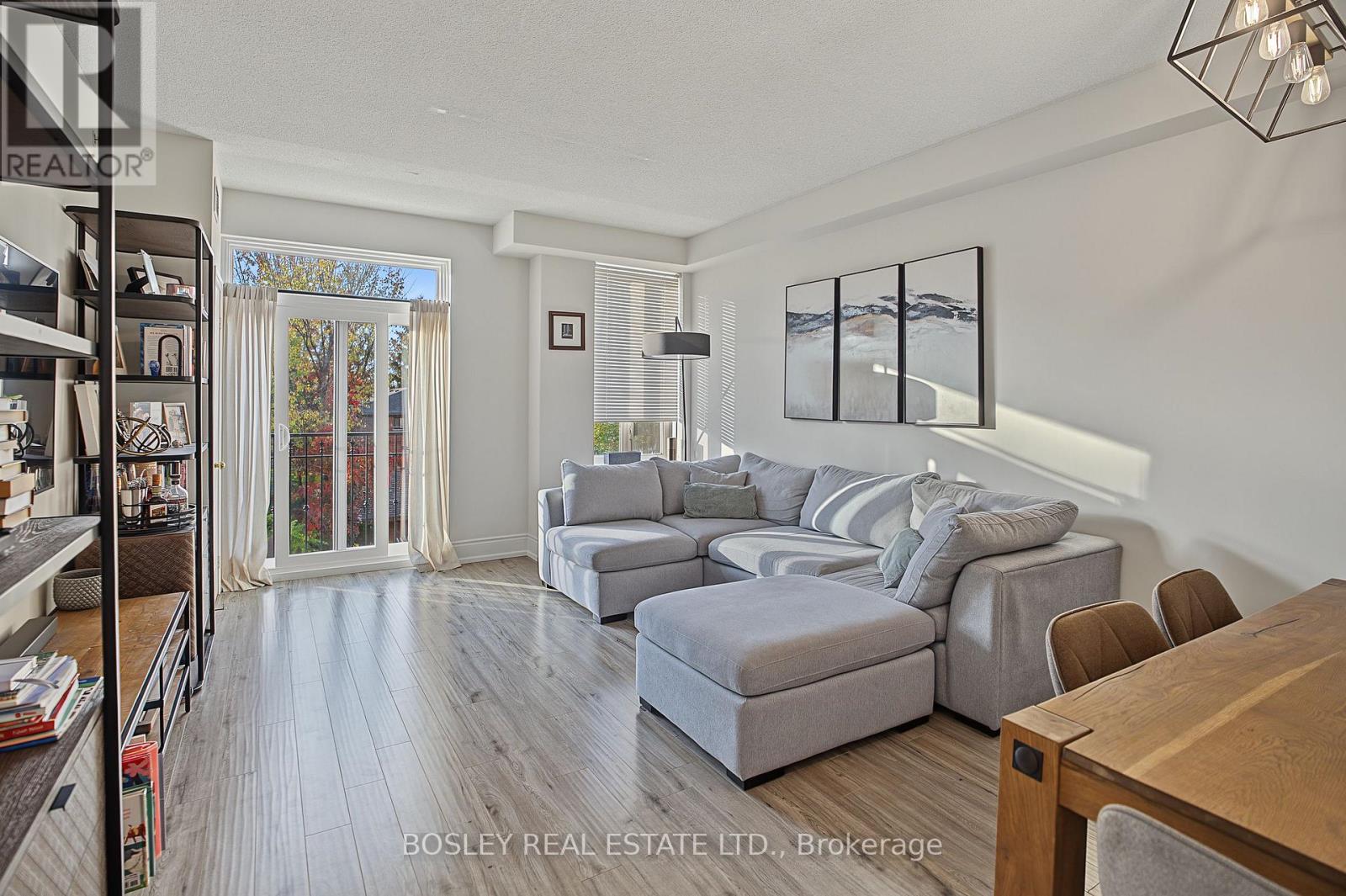 210 - 3531 Lake Shore Boulevard W, Toronto (Long Branch), Ontario  M8W 1P4 - Photo 6 - W14123604