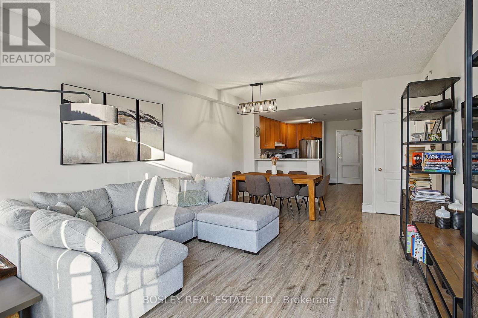 210 - 3531 Lake Shore Boulevard W, Toronto (Long Branch), Ontario  M8W 1P4 - Photo 7 - W14123604