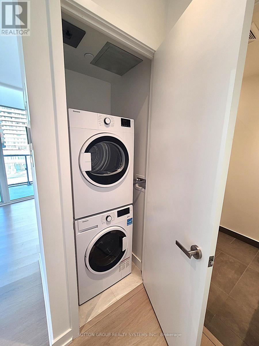 704 - 448 Burnhamthorpe Road, Mississauga, Ontario  L5B 0R4 - Photo 6 - W14123672
