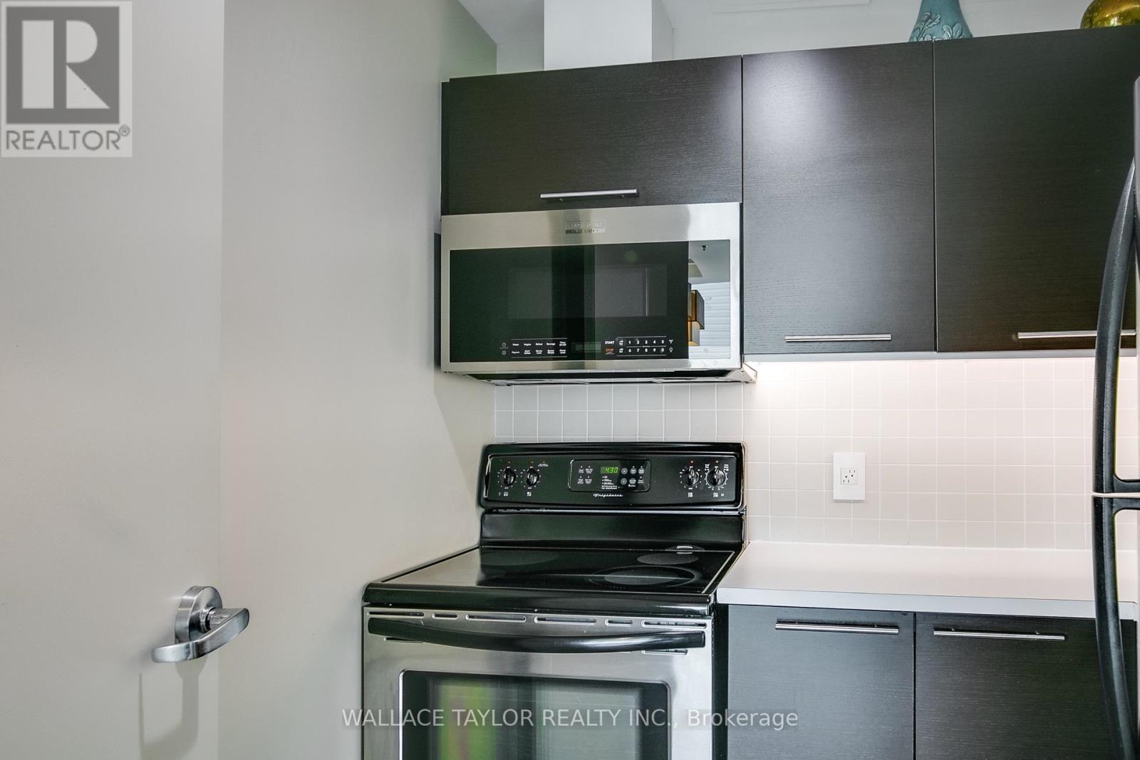 1007 - 3391 Bloor Street W, Toronto (Islington-City Centre West), Ontario  M8X 1G3 - Photo 23 - W14123740
